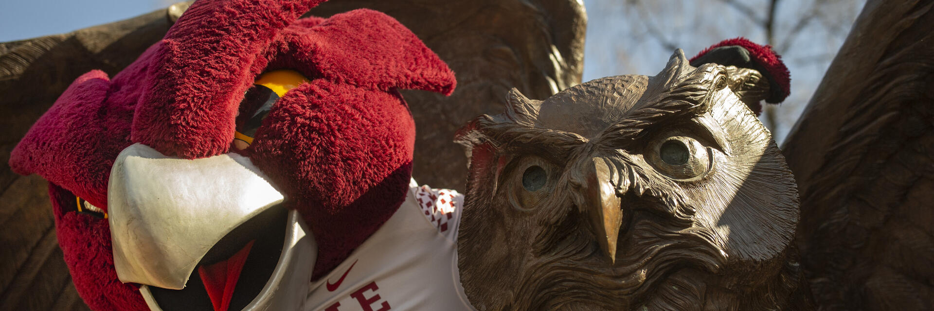 Hooter and Stella Statue 